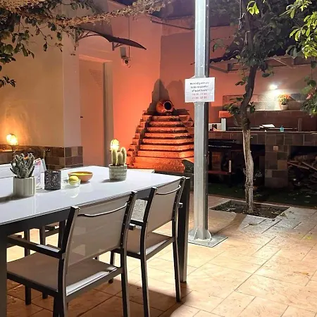 Historic Center Getaway 10'Walk To Acropolis Hill Apartment Athens Exterior photo